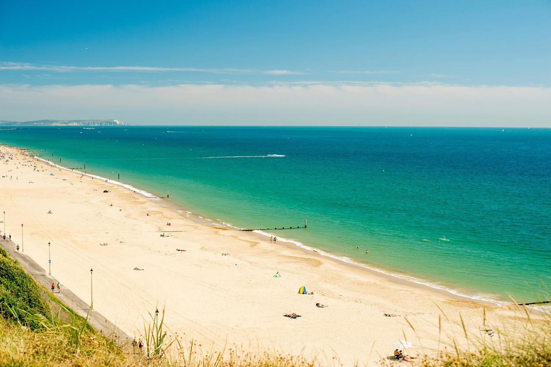 Stunning Beach Themed 2 Bed Apartment Bournemouth Exteriör bild